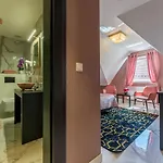 Zlota Regalinda & Ξενοδοχείο με διαμερίσματα 3*