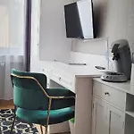 Zlota Regalinda & Ξενοδοχείο με διαμερίσματα 3*