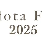 Ξενοδοχείο με διαμερίσματα Zlota Regalinda & 3*
