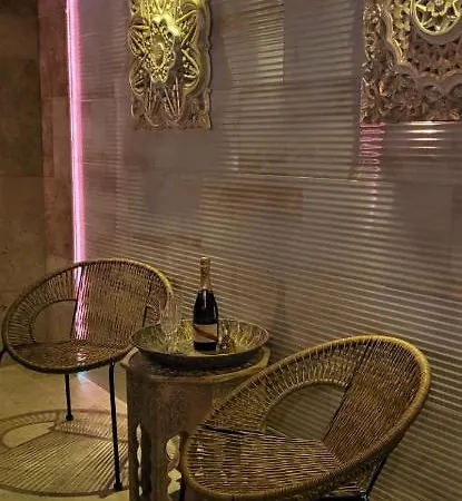 Zlota Regalinda & アパートホテル 3*