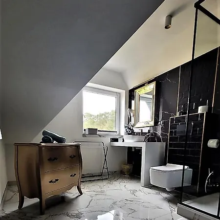 Zlota Regalinda & 3*