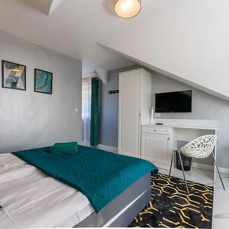 Zlota Regalinda & 3*